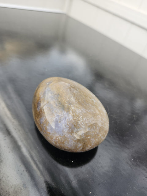 5.4 Ounce, 2.5 Inch Yellow Jasper Palm Stone