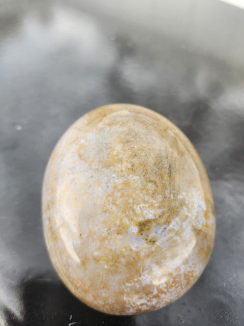 5.4 Ounce, 2.5 Inch Yellow Jasper Palm Stone