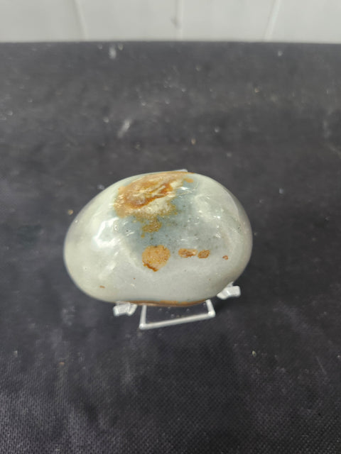 Polychrome jasper palm stone 5 ounces, 2.75 inches
