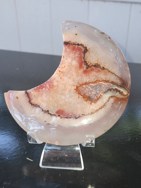Druzy agate moon! 10 ounces, 4.7 inches tall, 3 inches wide