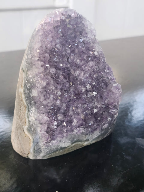 Amethyst cut base free form! 13.2 ounces, 3.5 inches tall, 2.8 wide