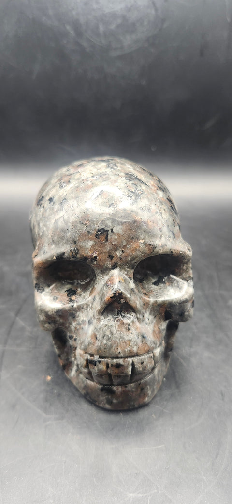 Flame stone "yooperlite" skull!! 3 inches tall, 3 long, 15 ounces