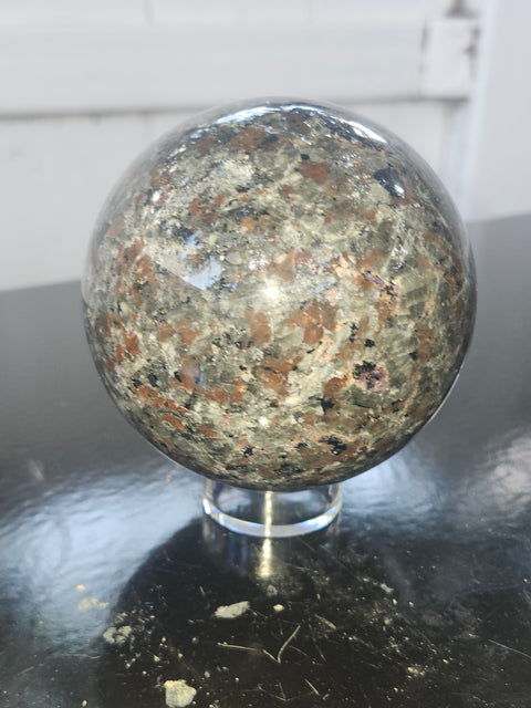 Flame stone "yooperlite" sphere! 1.8 pounds, 79.1mm, 3.11 inches