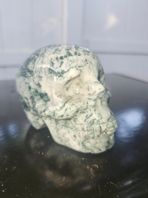 Moss agate skull! 15 ounces, 3.4 inches long, 3.1 tall, 2.1 wide