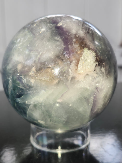 Florite sphere! 1.14 pounds, 79mm, 3.13 inches