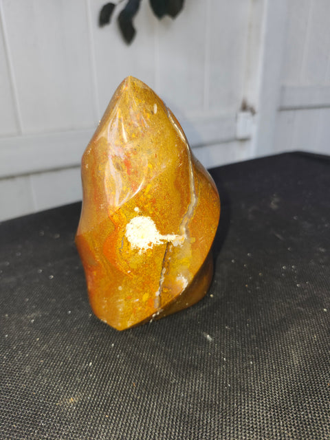 1.4 pound, 4.75 inch brecciated jasper flame tower