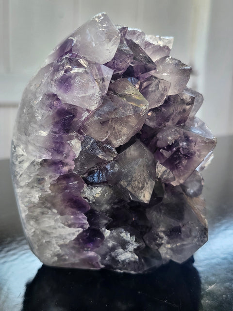 Amethyst cut base free form! 1.14 pounds, 4.1 inches tall, 3.3 wide