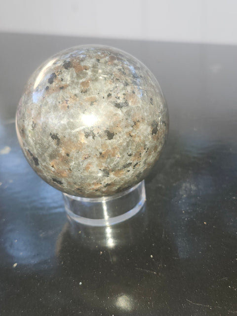 Flame stone sphere "yooperlite" 52.6mm, 2.07 inches, 7 ounces