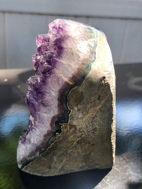 Amethyst cut base free form! 1.14 pounds, 4.5 inches tall, 3 wide