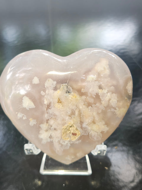 Flower agate heart! 4.5 ounces, 3 inches wide, 2.8 inches tall
