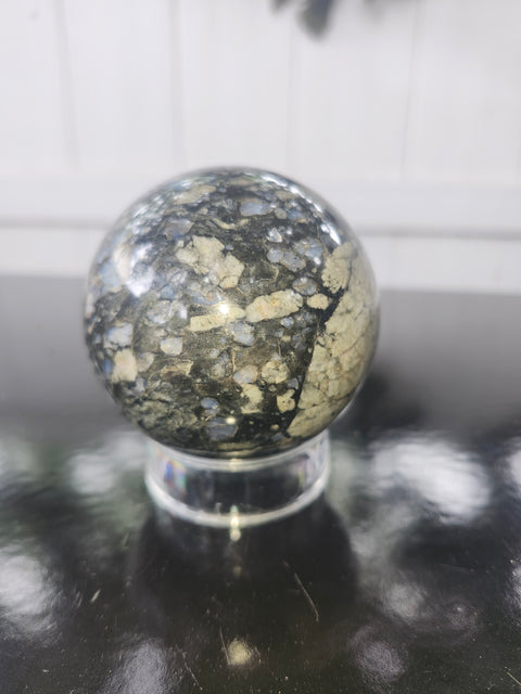Llanite que sera sphere! 12.5 ounces, 64.7mm 2.55 inches
