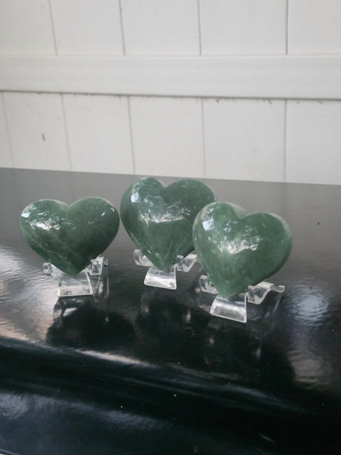 Green aventurine heart! 2.5 ounces, 2.3 inches
