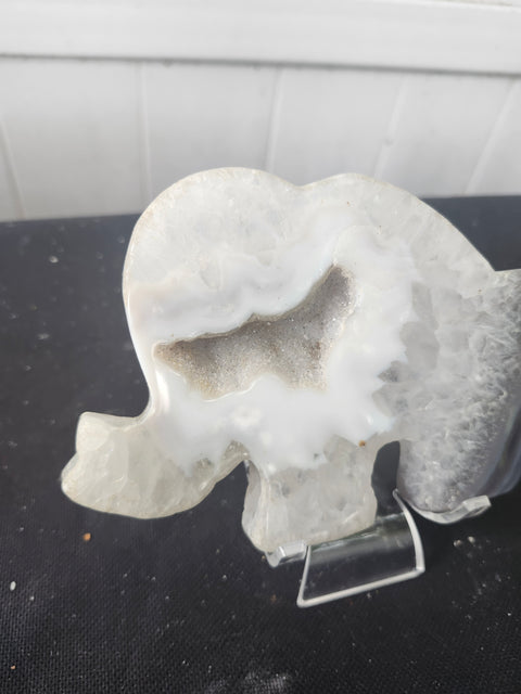 Druzy agate elephant 11 ounces, 5.5 inches wide, 4 inches tall