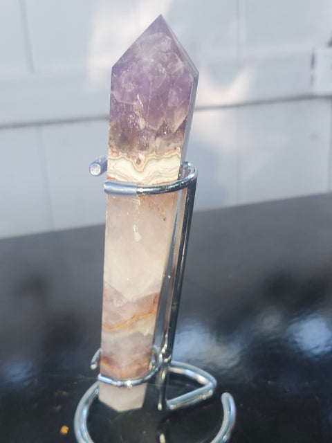 Amethyst lace agate scepter! 5.2 inches, 4.2 ounces