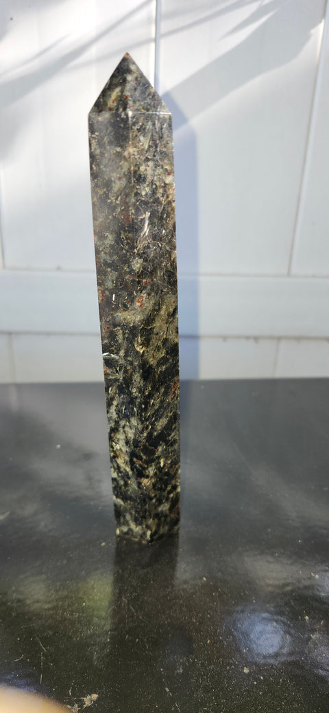 Large afrvedsonite tower! 7.5 inches, 13 ounces