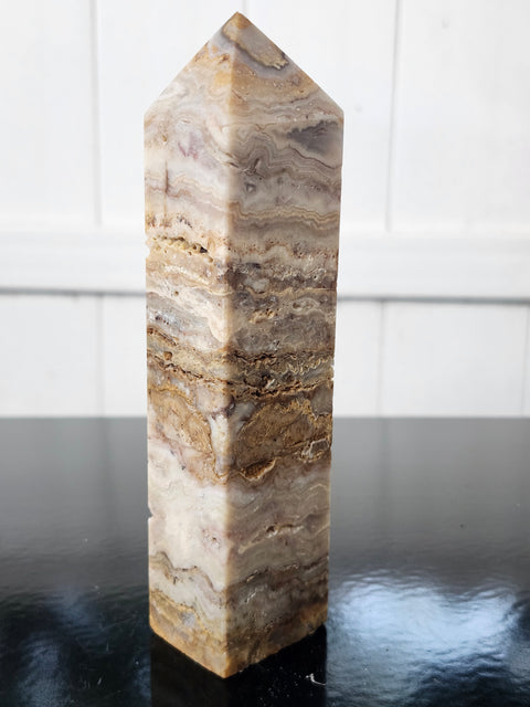 Yellow jasper tower! 13.5 ounces, 6.3 inches tall