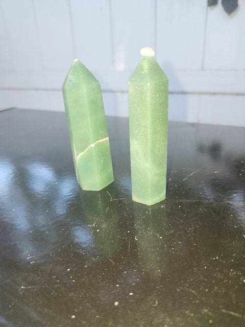 Green aventurine tower! 2.8 ounces, 3.5 inches tall