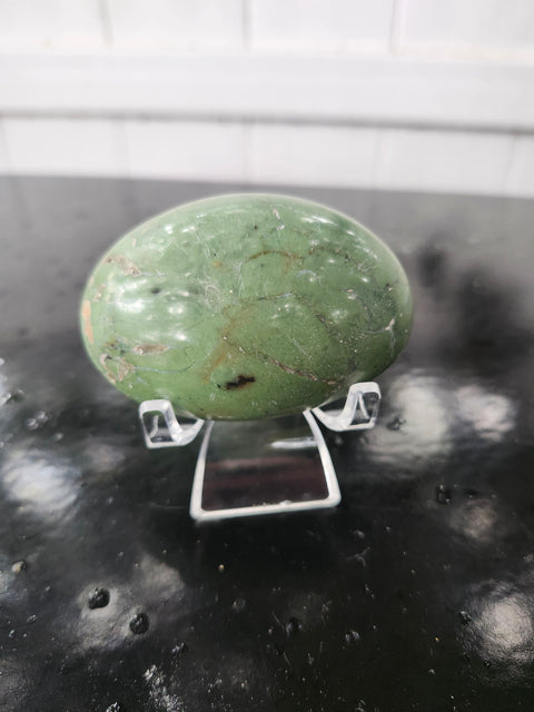 Olive opal palm stone! 4.2 ounces, 2.75 inches