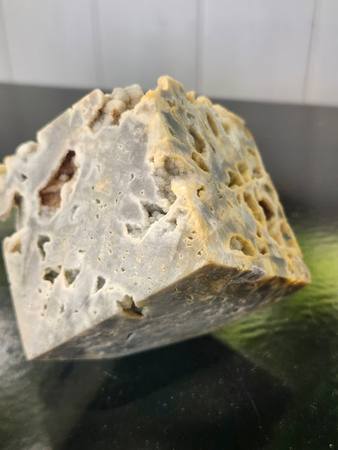 Druzy agate balancing cube! 1.1 pound, 63.1mm by 62.8mm