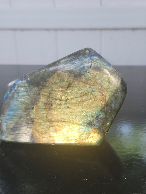 Labradorite free form!! 1.1 pounds, 3.8 inches wide, 2.9 inches tall