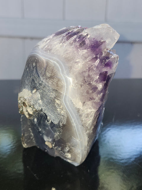 Amethyst cut base free form! 1.14 pounds, 4.1 inches tall, 3.3 wide