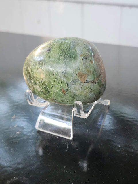 Olive opal palm stone! 59.3mm, 2.33 inch, 4.5 ounces