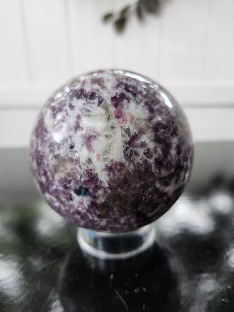 81mm, 3.18 inch Lepidolite sphere! 1.10 pounds