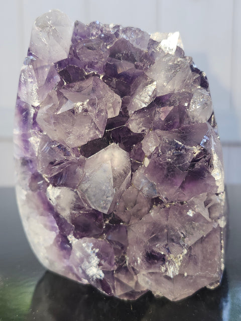 Amethyst cut base free form! 1.14 pounds, 4.1 inches tall, 3.3 wide