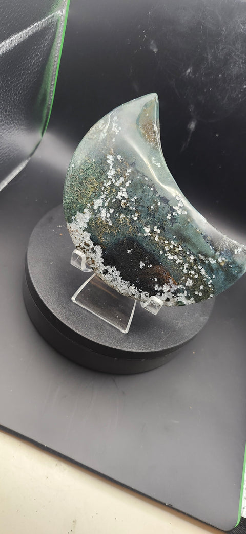 Moss agate moon! 13 ounces, 4.5 inches long, 2.8 wide