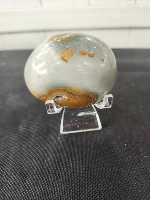 Polychrome jasper palm stone 5 ounces, 2.75 inches