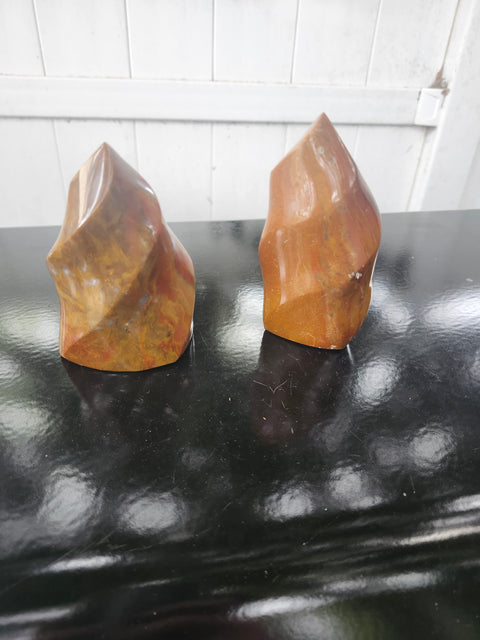 Brecciated jasper flame tower! 14 ounces, 4 inches tall