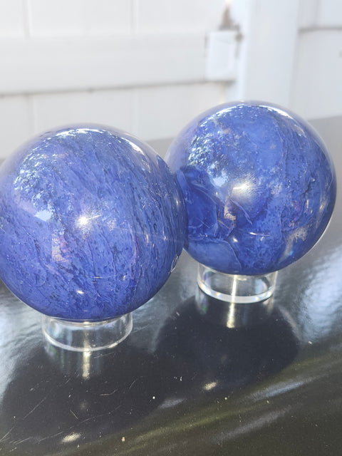 11 ounce blueberry melt quartz sphere 65.7 mm 2.57 inches