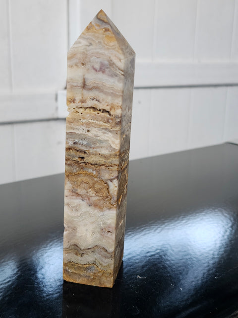 Yellow jasper tower! 13.5 ounces, 6.3 inches tall