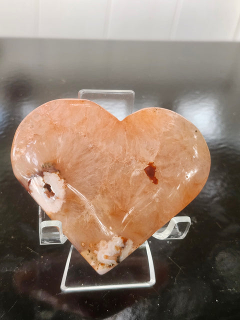 Ferruginous quartz heart! 5.5 ounces, 3.2 inches wide, 2.8 tall