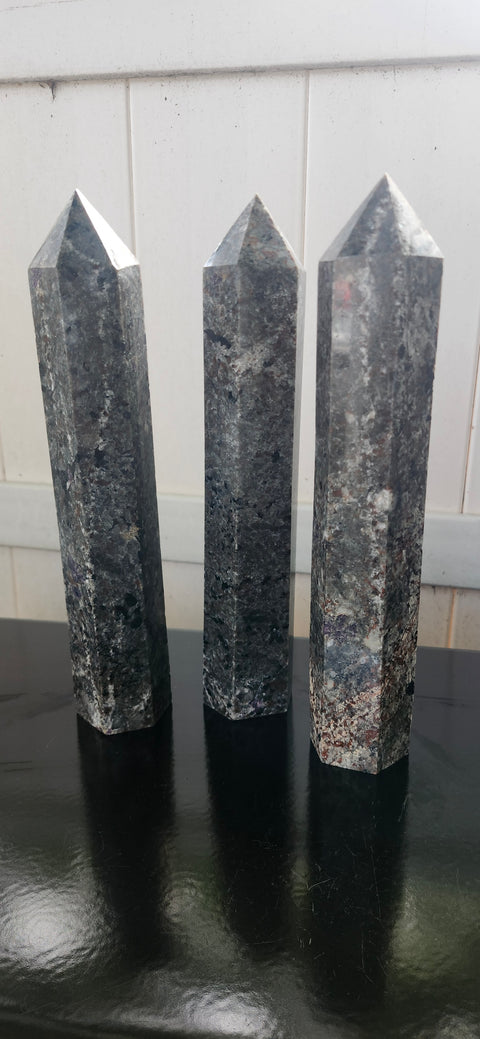 Jumbo flame stone " yooperlite" tower! 10.5 inches, 2.7 pounds