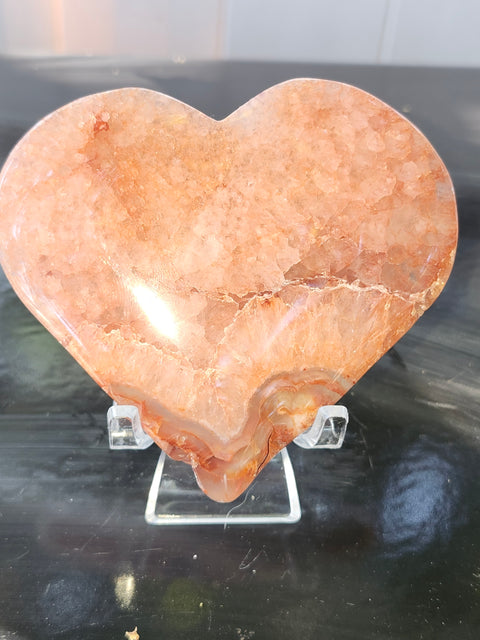 Snakeskin agate heart! 5.4 ounces, 3.4 inches tall, 3.1 inches wide