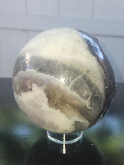 Massive druzy agate sphere! 114mm, 4.5 inches, 5 pounds