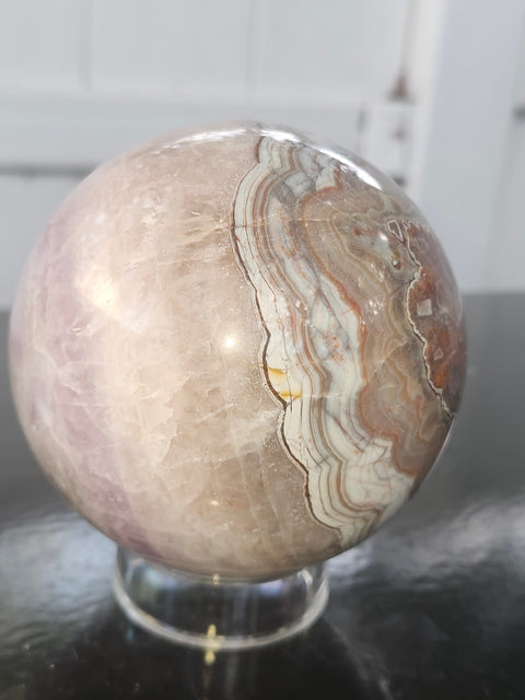 Amethyst lace agate sphere! 1.15 pounds, 85mm, 3.3 inches