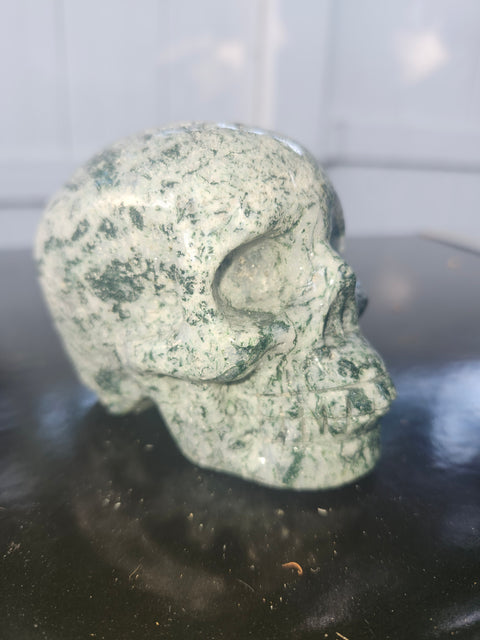 Moss agate skull! 15 ounces, 3.4 inches long, 3.1 tall, 2.1 wide