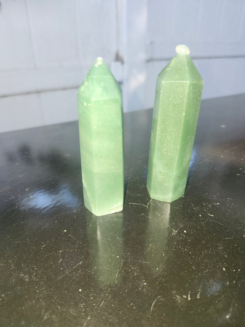 Green aventurine tower! 2.8 ounces, 3.5 inches tall