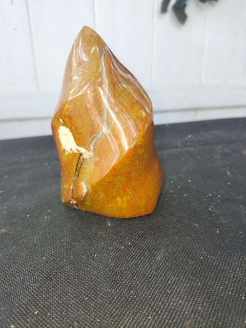 1.4 pound, 4.75 inch brecciated jasper flame tower