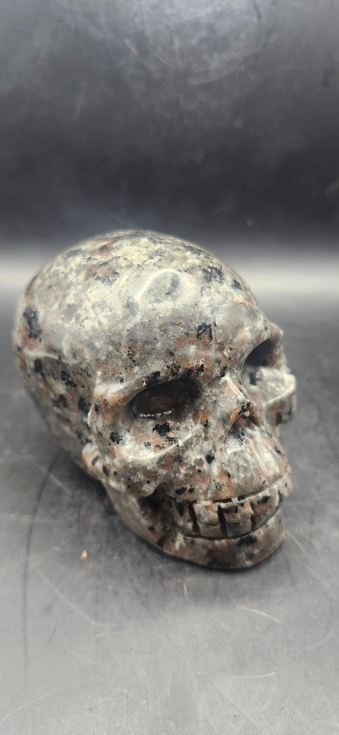 Flame stone "yooperlite" skull!! 3 inches tall, 3 long, 15 ounces