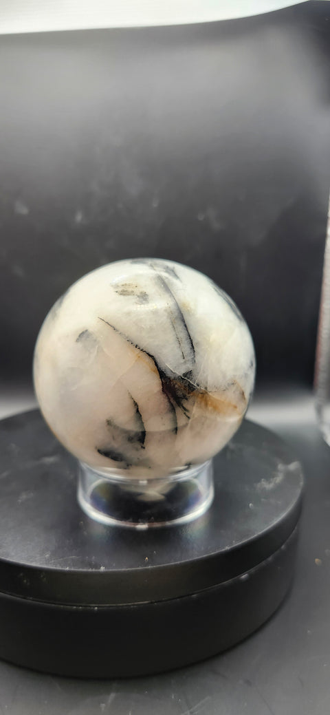 Picasso stone sphere! 68mm, 2.68 inches, 1 pound
