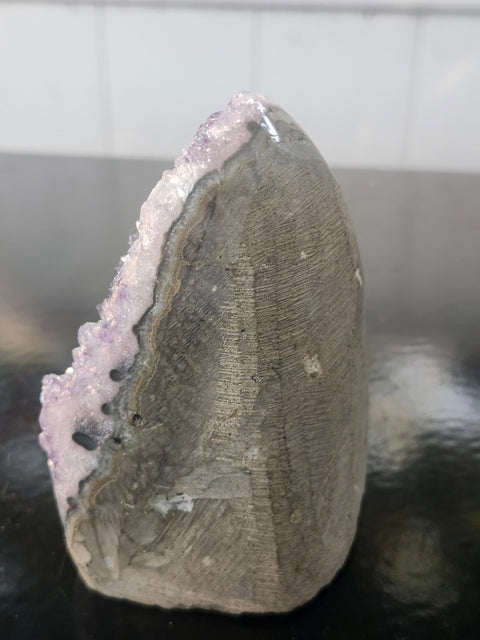 Amethyst cut base free form! 13.2 ounces, 3.5 inches tall, 2.8 wide