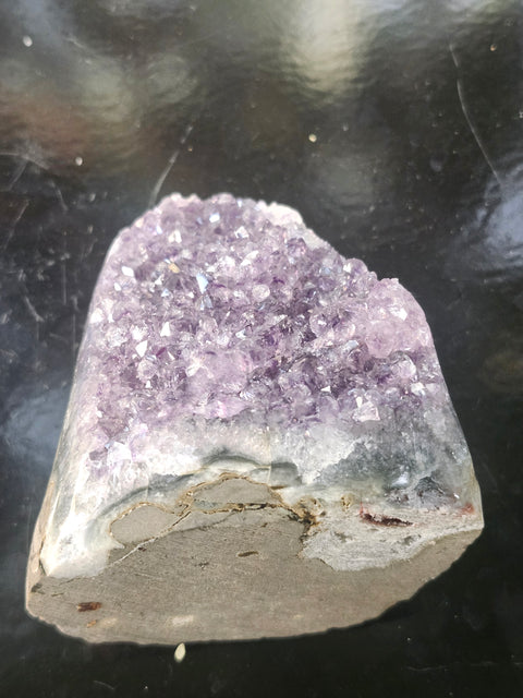 Amethyst cut base free form! 13.2 ounces, 3.5 inches tall, 2.8 wide