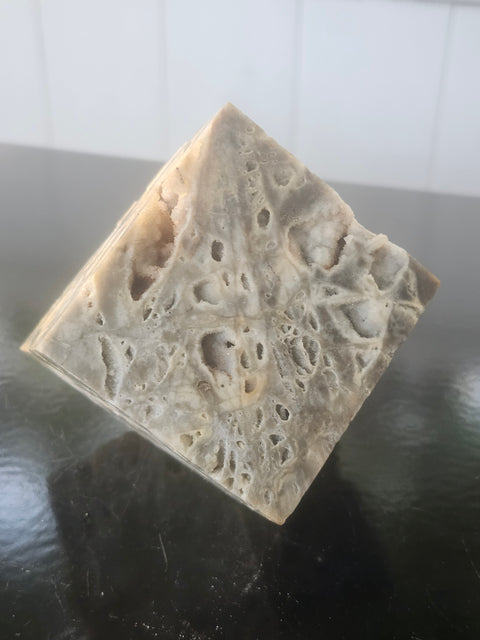 Druzy agate balancing cube! 1 pound, 2.8 by 2.7 inches