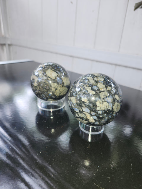 Llanite que sera sphere! 11 ounces, 60.5mm, 2.38 inches