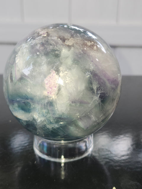 Florite sphere! 1.14 pounds, 79mm, 3.13 inches