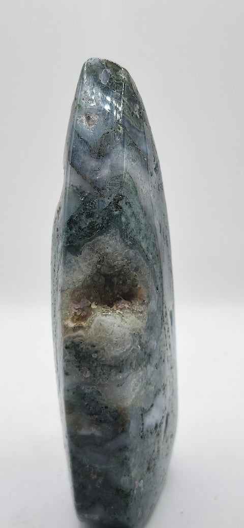 Druzy Moss agate tear tower! 5.5 inches 8.5 ounces