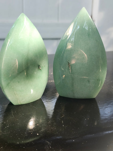 Green aventurine tear tower! 3.1 inches, 4.8 ounces!